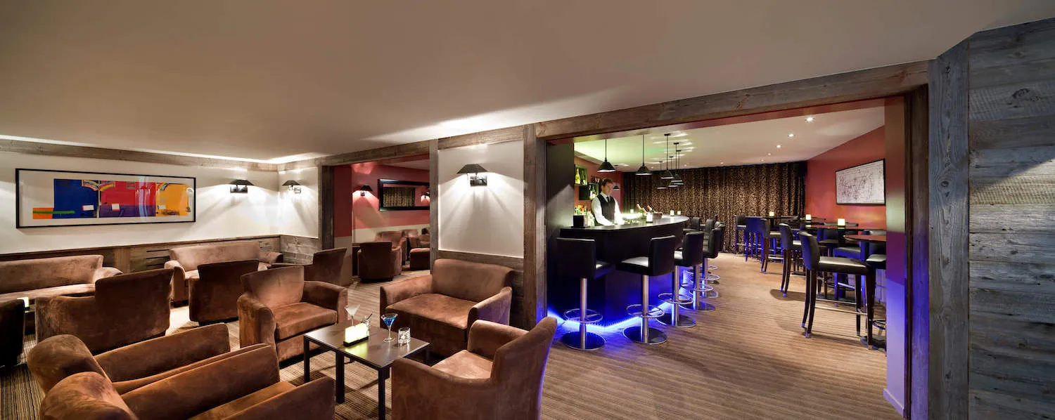 The bar and lounge of Hotel Vanessa, Verbier