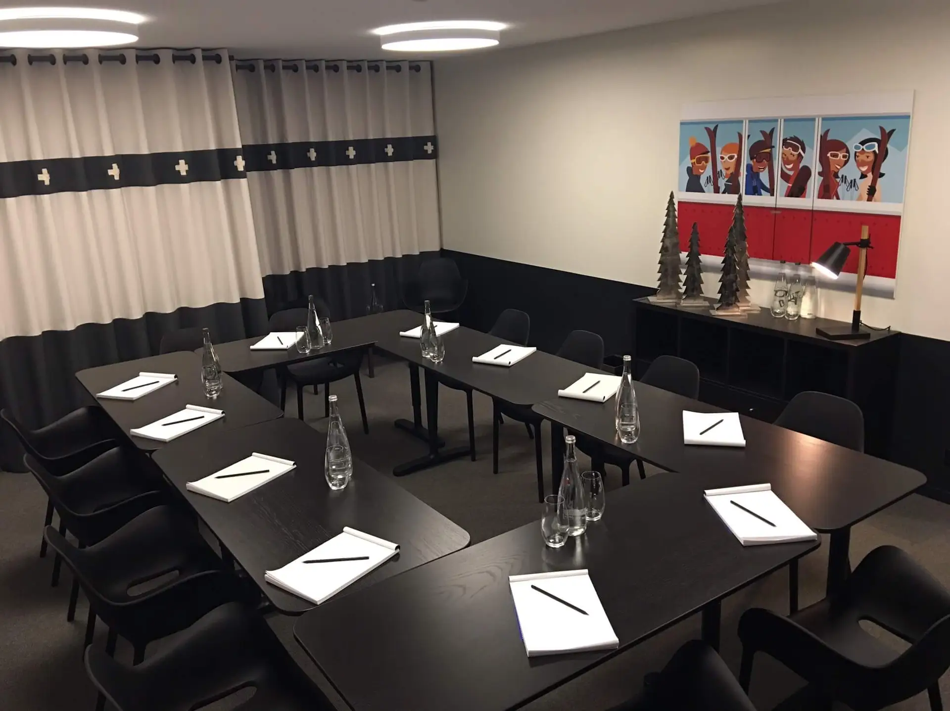 Meeting room for 30 people at Hotel Vanessa, Verbier
